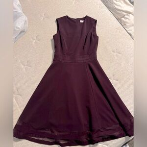 Elegant Burgundy Sleeveless Dress